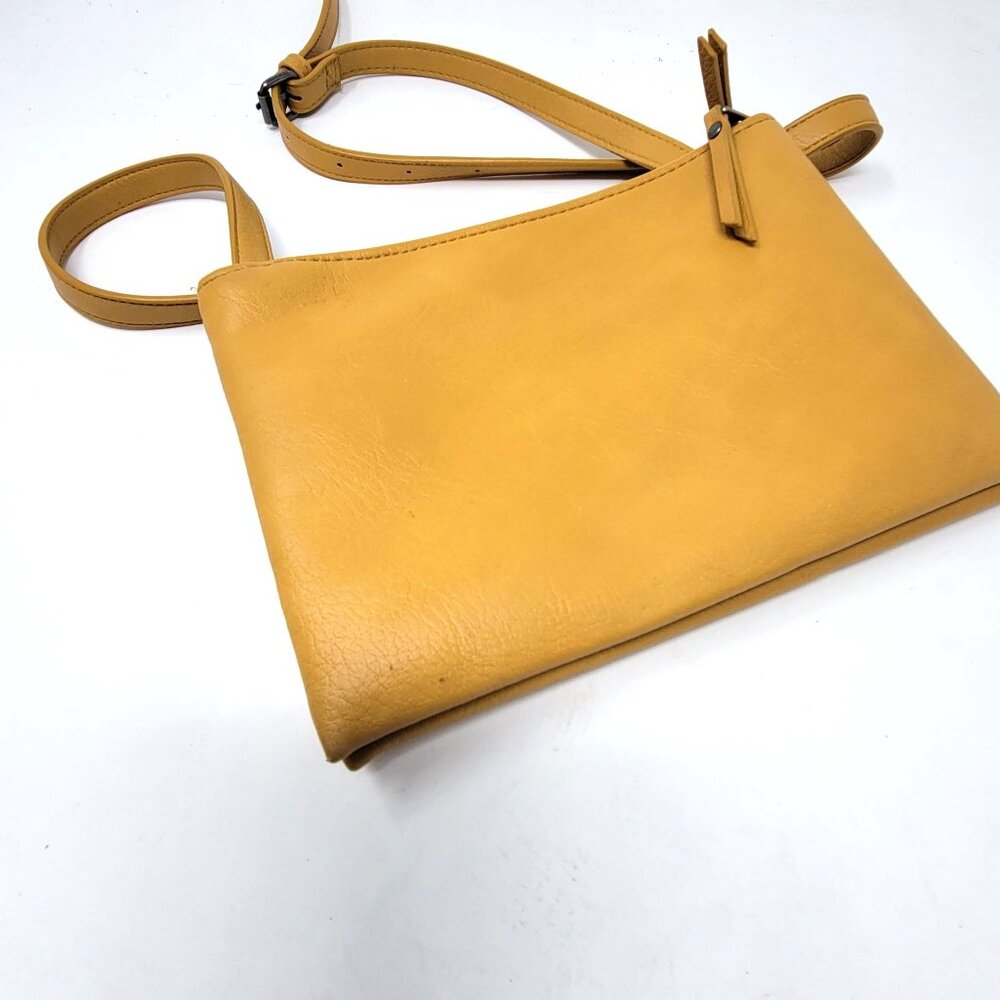 Roxy Women's Part Of You Small Double Zip Crossbody Purse Bag Mustard Yellow Och - Picture 6 of 10